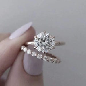 Classic Round Moissanite Engagement Ring Set 14K Rose Gold Solitaire Ring Diamond Eternity Wedding Band Timeless Bridal Set Wedding Ring Set