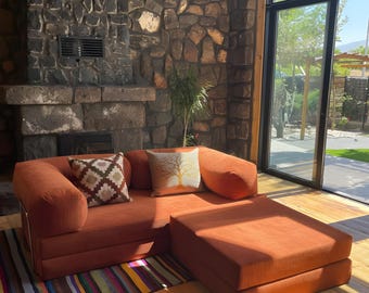 Canapé de sol modulable Pluffy : canapé sectionnel en velours côtelé avec repose-pieds