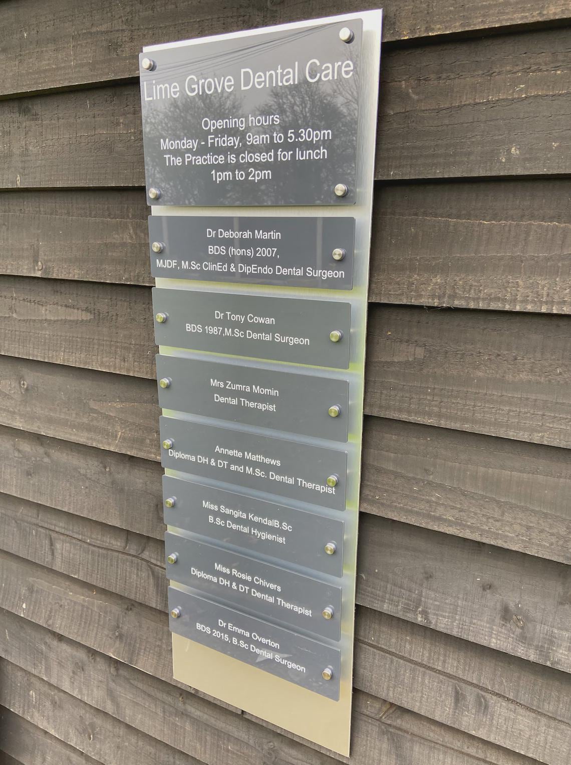 Many Qualification In Wall Long Dentist Title Name Plaques, Multiple Doctors Name and ...