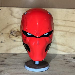 Red Hood Red Ronin afgewerkte 3D-geprinte cosplayhelm