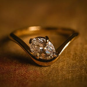 Oval Moissanite Ring 14k Solid Gold Floating Gem Ring East West Unique Sideway Oval Cut Ring Unique Floating Stone Wedding Promise Ring Gift