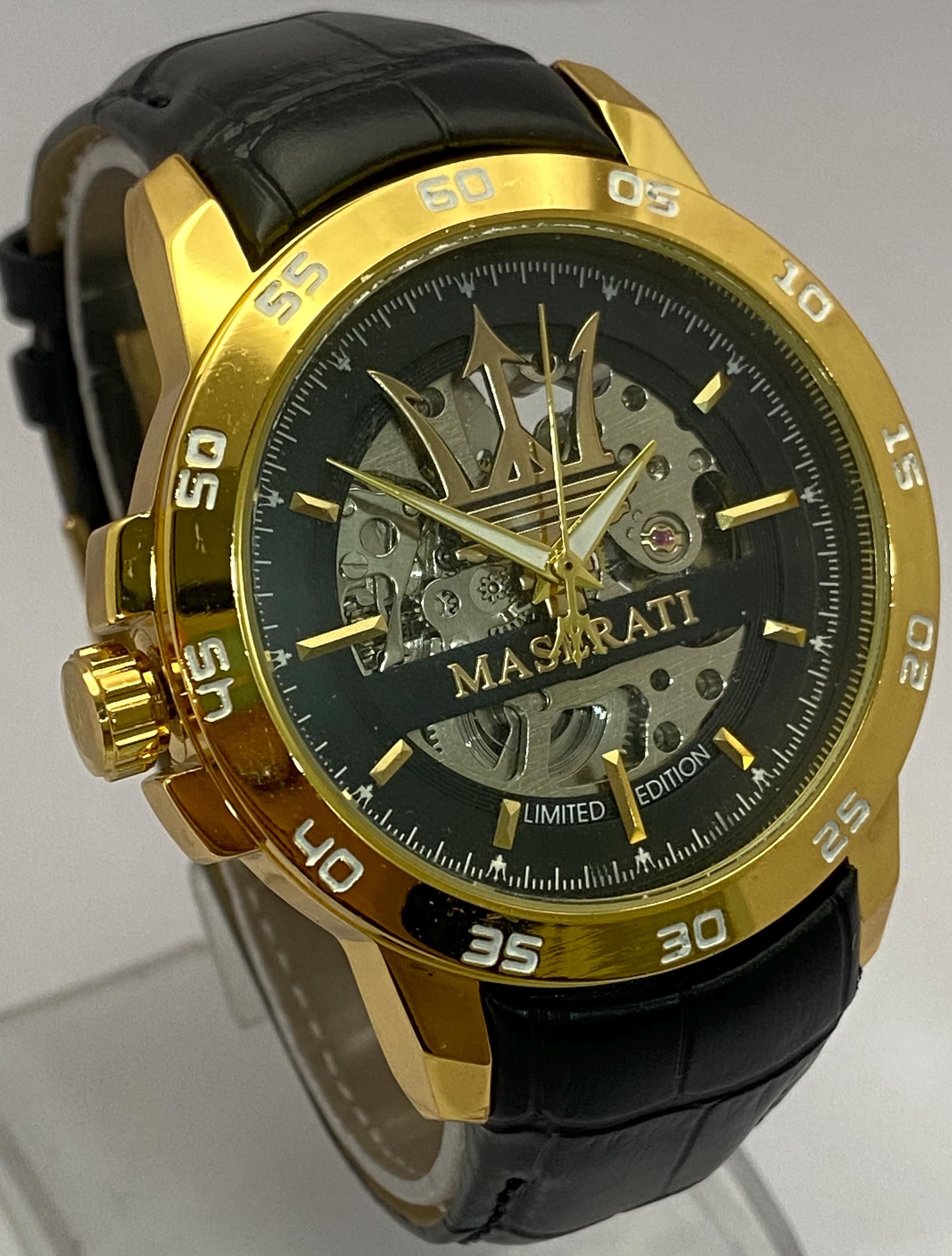 NWT Tonino Lamborghini Dual Time Gold Tone Luxury Women\'s Watch Tonino Lamborghini unveils the New SS22 Watches Collection main image 4