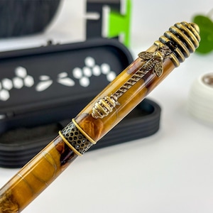 Handcrafted Honeycomb Pen Gift Set: Resin & Oak Rollerball Pen with Wood Inlay Case