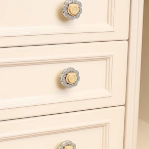 Goudroze ladegrepen: vintage stijl bloemen kastgrepen
