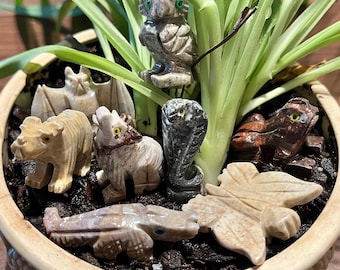 Soapstone Animal Carving – Pocket Crystal Spirit Totem for Meditation and Spirit Guide Connection