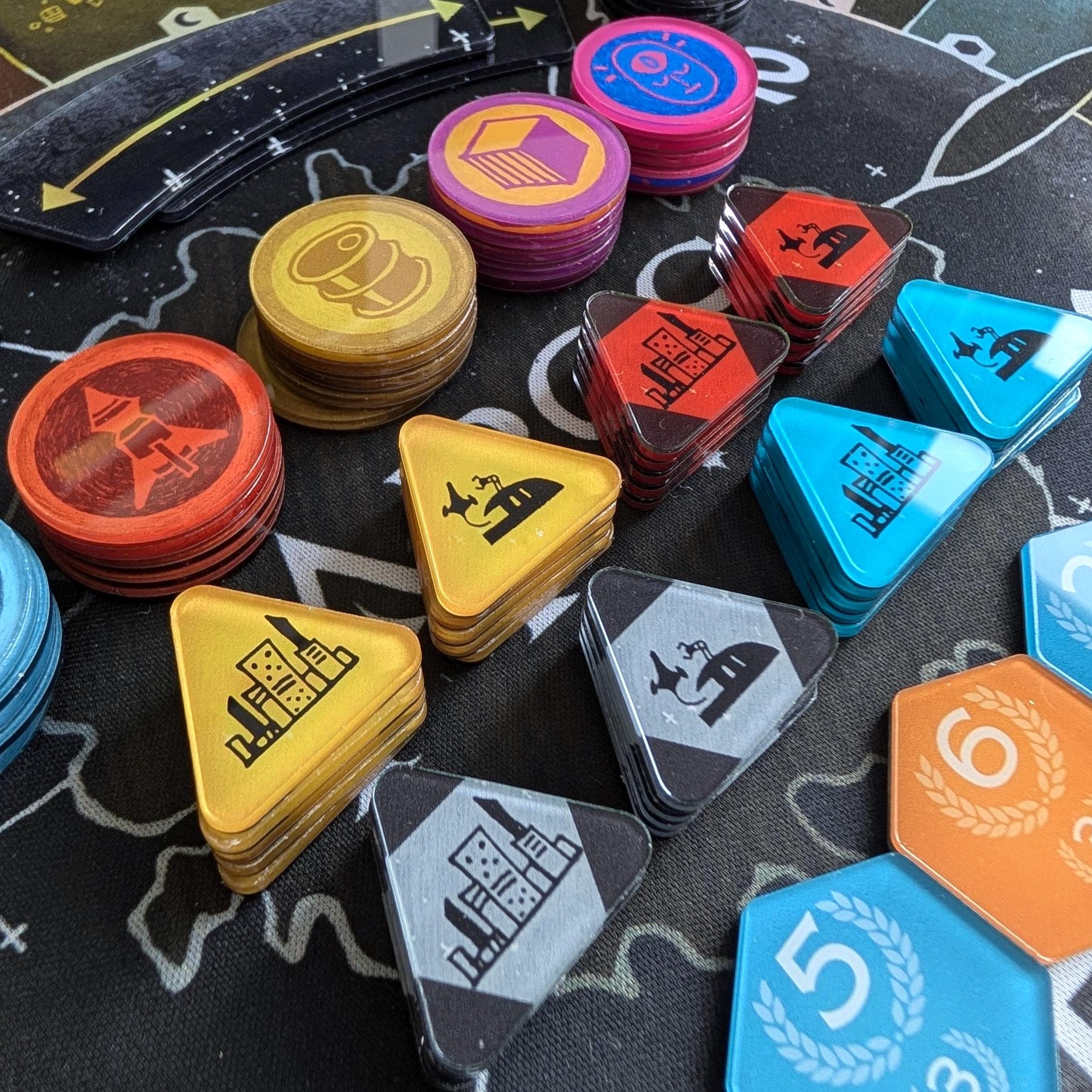 『War Chest』英語版の本体&拡張セット War chest board game - Etsy 日本