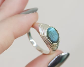 Pond Ring with Labradorite, Sculptural Signet Ring, Bezel Set Labradorite Statement Ring, Men's Signet Ring, Men's Engagement Ring, Blue Gem