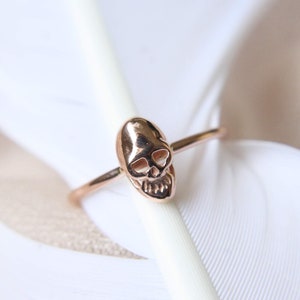 Silver Skull Ring, Memento Mori Jewelry, Women's Skull Ring, Small Skull Ring, Gothic Jewelry, Occult Jewelry, Delicate Skull Ring