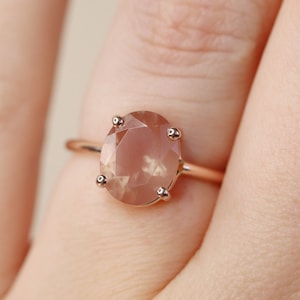 Oregon Sunstone Solitaire Ring, 10x8 Oval Faceted Sunstone Ring, Sunstone Solitaire Ring, Oregon Sunstone Engagement Ring, Peach Schiller