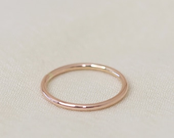 Simple Wedding Band, 1.5mm Round Plain Band, Sterling Silver Plain Round Band, 14k Gold Stacking Ring, 14k Gold Plain Round Band, 1.5mm band