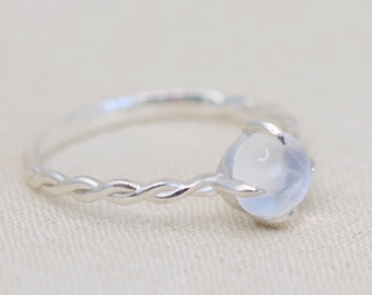 Circe Ring with Moonstone