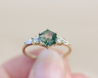 The Huntington Ring in Moss Agate
