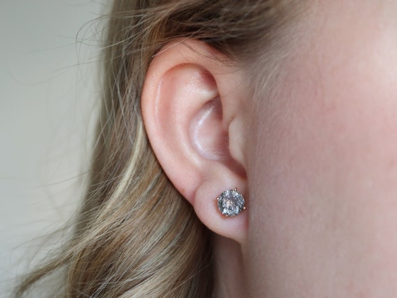 Black quartz earrings hot sale