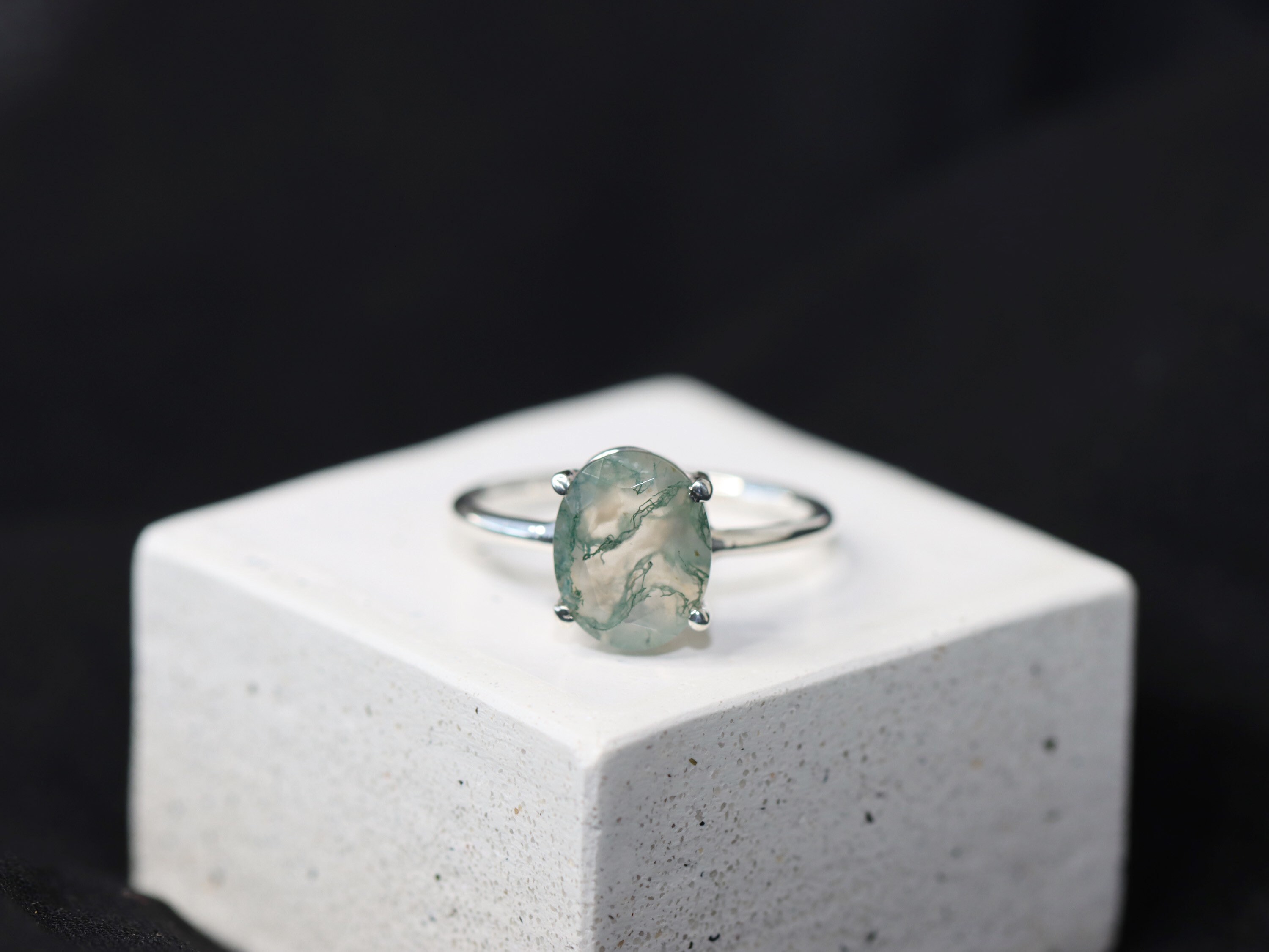 10x8 Oval Faceted Moss Agate Ring
