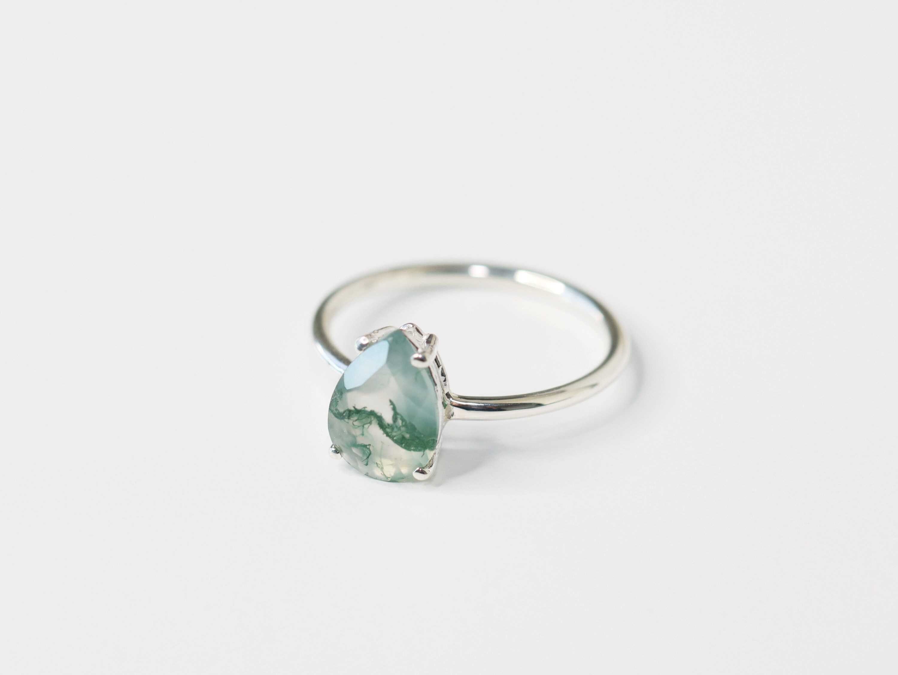 10x7 Pear Shape Faceted Moss Agate Ring