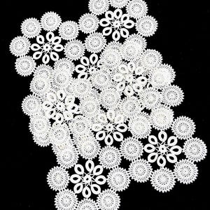 Panneaux de napperon en dentelle au crochet : ensemble blanc fait main