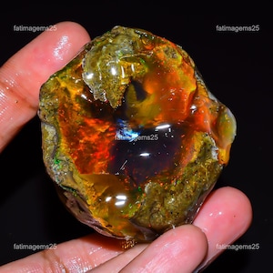 Oogverblindende hoogwaardige kwaliteit 100% natuurlijke Welo Fire Ethiopische opaal mooie vorm olie ruwe edelsteen voor het maken van sieraden 337 kt. 51 x 44 x 33 mm (SZ-86)