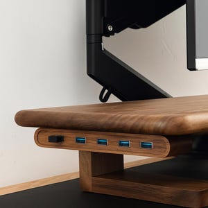 Zwarte walnoot USB 3.0-hub - 4-poorts uitbreidingsdock, laptopstandaard van massief hout, hoogwaardige bureau-organizer