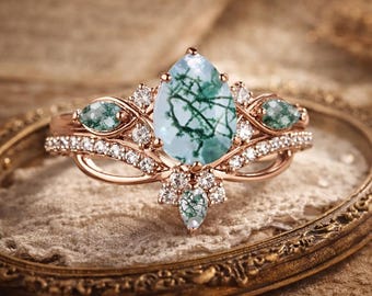 Vintage Moss Agate Engagement Ring Set Women Unique Rose Gold Pear Shaped Cluster Ring Green Gemstone Wedding Ring Bridal Anniversary Gift