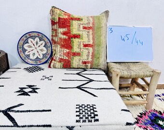 Moroccan wool , Boho pillow, Vintage Moroccan cushion, Unstuffed