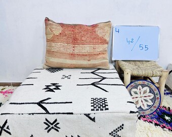 Vintage Moroccan Pillow- Kilim Pillowcase - Handmade pillow cover