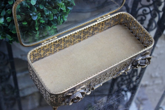 Victorian Vintage Ormolu Gold Gilded Vanity Trink… - image 4