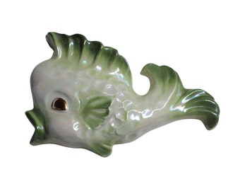 Vintage Ceramic Fish Wall Pocket Planter Green White Tropic Treasures Ceramicraft San Clemente California Very Minor Chip