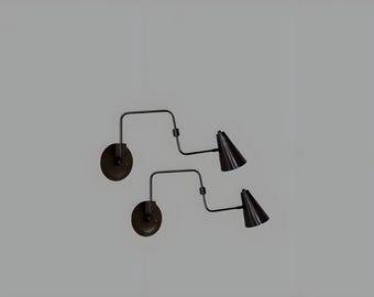 Mid Century Modern Brass Black Wall Sconce Adjustable Swing Arm Wall Light Minimalist Bedside Lamp Vintage Industrial Wall Lighting Fixture