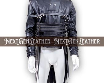 Schwarze Rindslederjacke: Multi-Buckle-Design, strukturierte Schultern