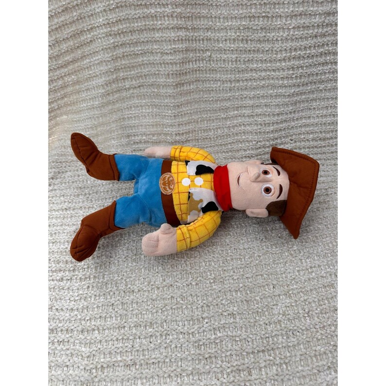 Disney Toy Story Woody Peluche Cowboy 40 cm pour enfants Kohl's Cares image 9