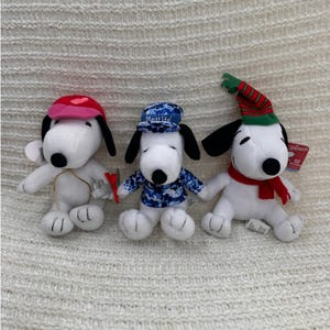Peanuts Snoopy Plush Lot MetLife Camo Christmas Elf Valentine 7in Stuffed 3pc