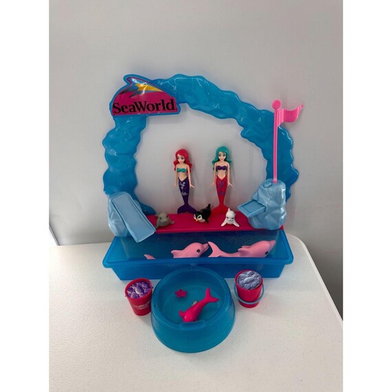 Vintage Barbie Sea World Play Set Mermaids Dolphins Accessories