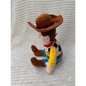 Disney Toy Story Woody Peluche Cowboy 40 cm pour enfants Kohl's Cares image 7