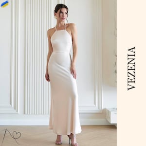 Elegantes Creme Seidenkleid mit Backless Design, Exquisites Creme Seidenkleid mit offenem Rücken, Creme Seidenkleid mit offenen Rücken Handmade Ukrainisch