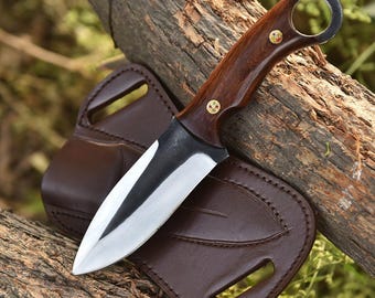 Handgeschmiedetes Jagdmesser: Rosenholz Griff, Bushcraft Survival, Taschenmesser Handgeschmiedet – Jagdmesser Outdoor mit Lederscheide