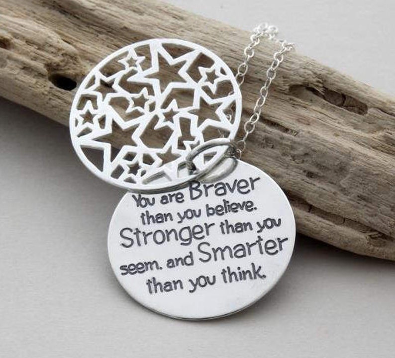 Potenciar las joyas You are Braver than you believe STAR Edition custom handmade sterling silver necklace motivational gift, gift for sis imagen 1