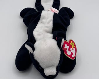 Beanie Baby TY - Stinky Hang Tag 5th Gen & Tush Tag 6th Gen