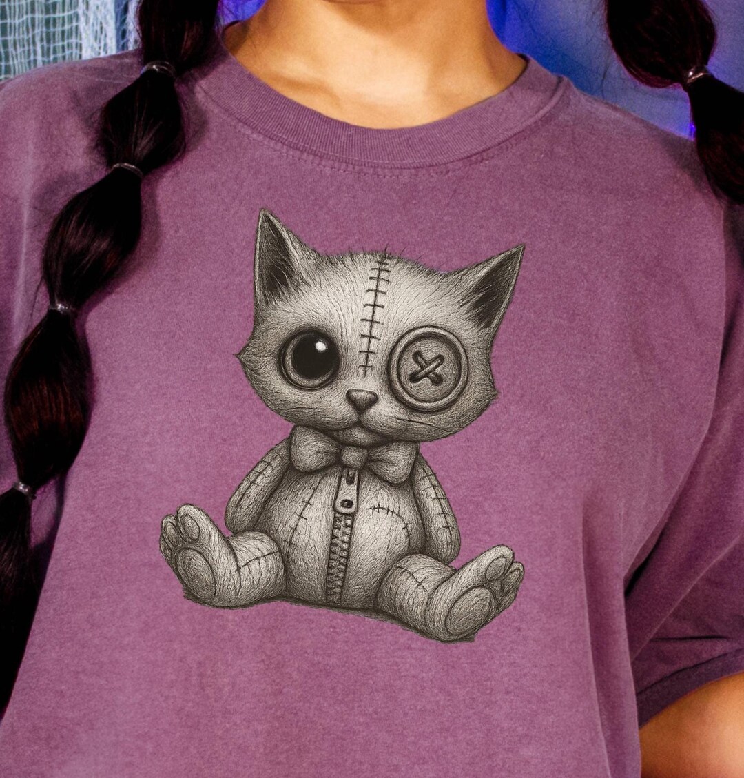 Creepy Voodoo Cat Plushie Horror T-shirt, Spooky Gothic Animal Tee ...