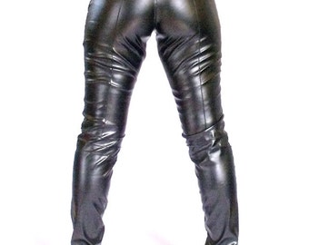 Skinny leatherette pants