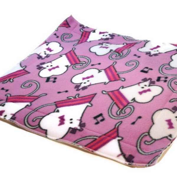 Cute Pink Mice Guinea Pig Fleece Cage Liner | Waterproof | Absorbent lap pad