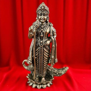 Handcrafted Superfine Lord Murugan Brass Statue – Kartikeya Subramanya Swamy Idol | South Indian God Sculpture | Hindu Puja Decor