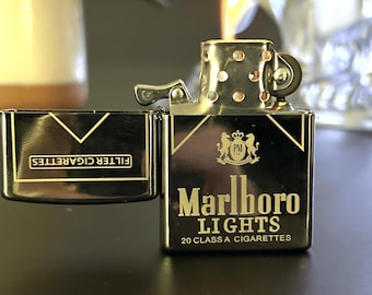 Vintage Silver Refillable Lighter: Engraved Windproof Flip-Top