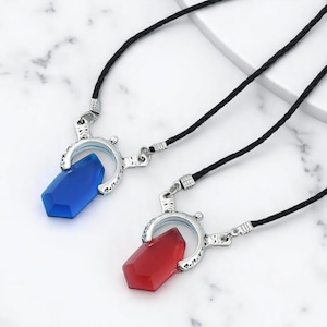 Devil May Cry 5 Necklace, DMC 5 Necklace, DMC Cosplay Accessories, Crystal Pendant Necklace | Red & Blue Amulet Jewelry for Fans