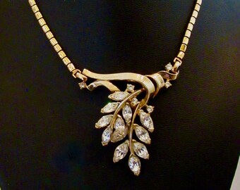 Vtg 40s TRIFARI CHOKER NECKLACE Marquise Crystal Rhinestone Choker Gold Plated