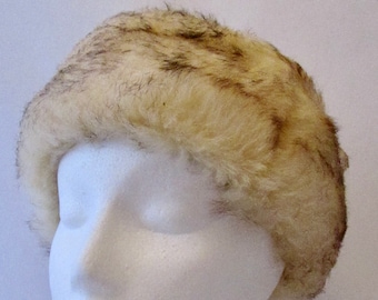 1960s BETMAR PILL BOX Faux Fur 21 Inches Size Small Winter Hat Lined