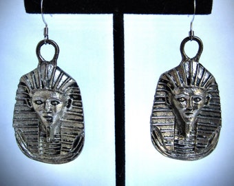 VTG LARGE PHARAOH Heads Detailed Dangles Silver Tone Jewelry Metal Black Accents