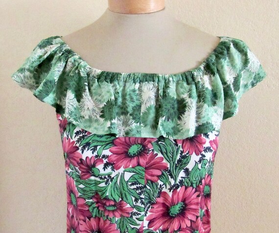 Vintage 30s 40s FLORAL Ruffle On Or Off Shoulder … - image 2