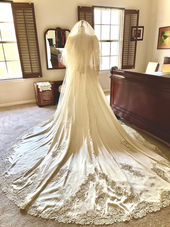 Vtg CHAMPAGNE CREAM PRINCESS Wedding 