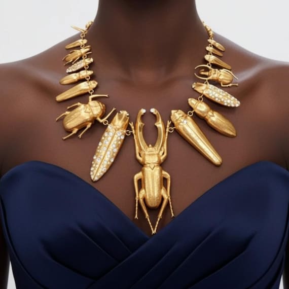 Exaggerated Bug Necklace: European Fashion Gold or Silver Rhinestone Collar Chain