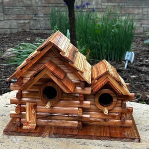 Log Cabin Handcrafted/Handmade Birdhouse